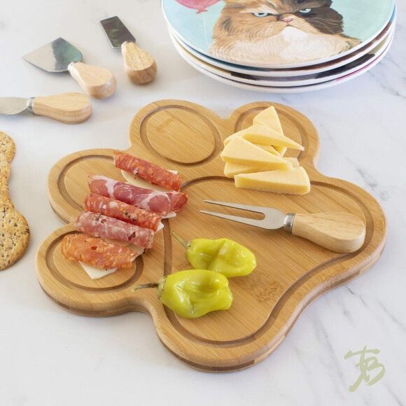Bamboo Paw Shaped Bamboo Wood Cutting Board and Charcuterie Board - Picture 1 of 7